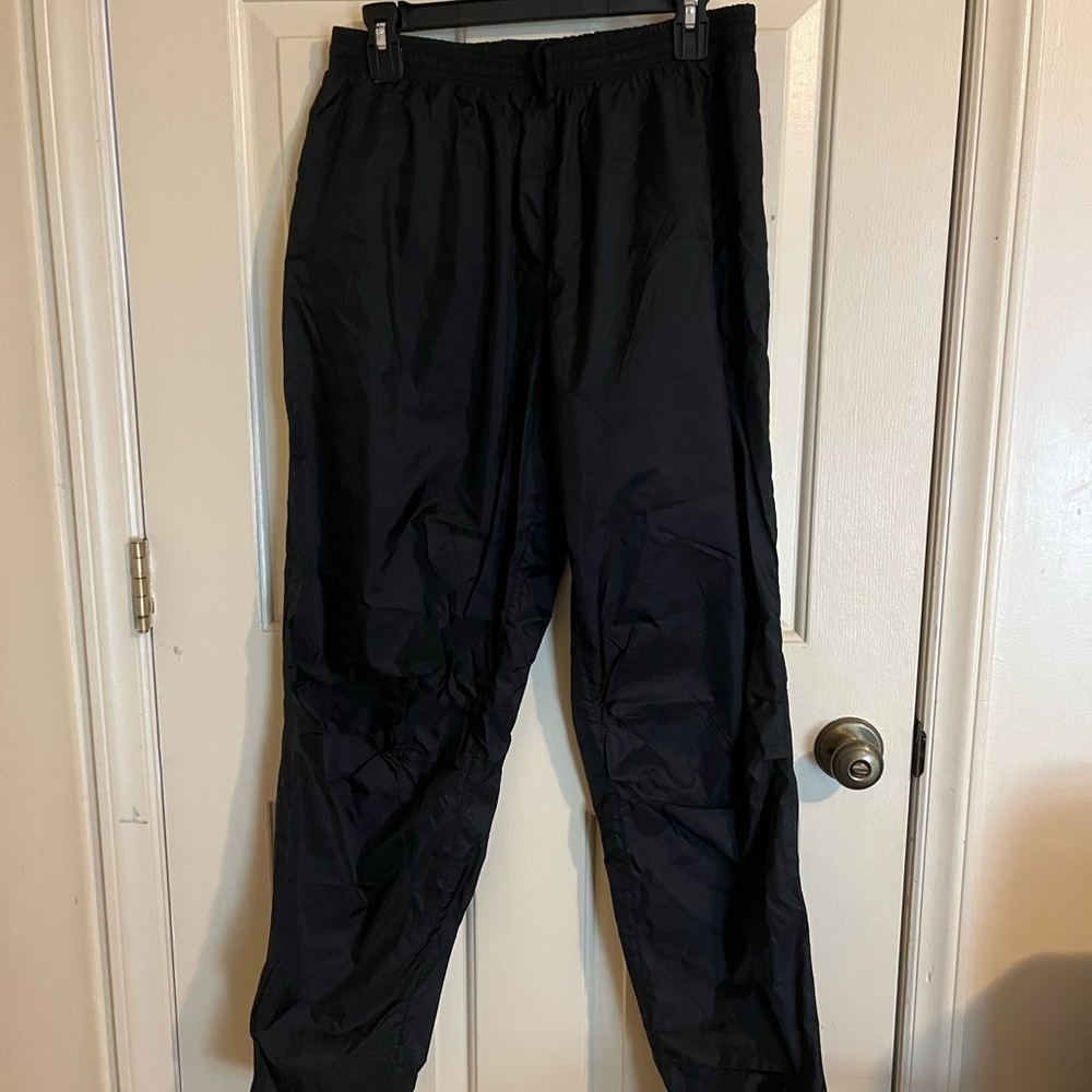 The North Face Men’s Rain pants, medium